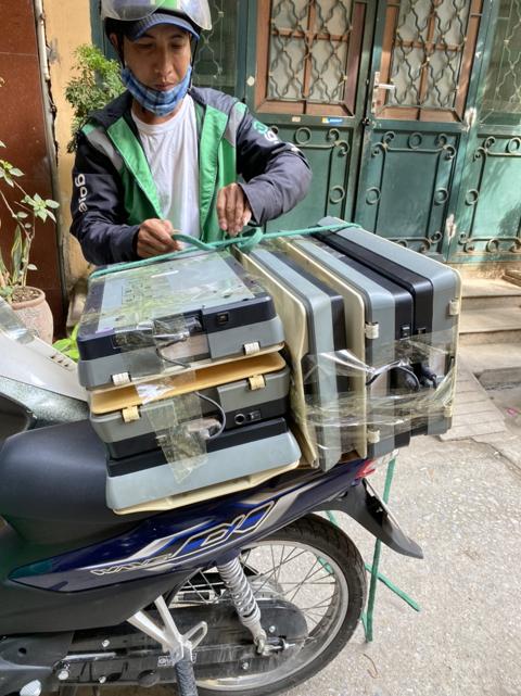 Giao máy scan, máy in cho khách tận nơi