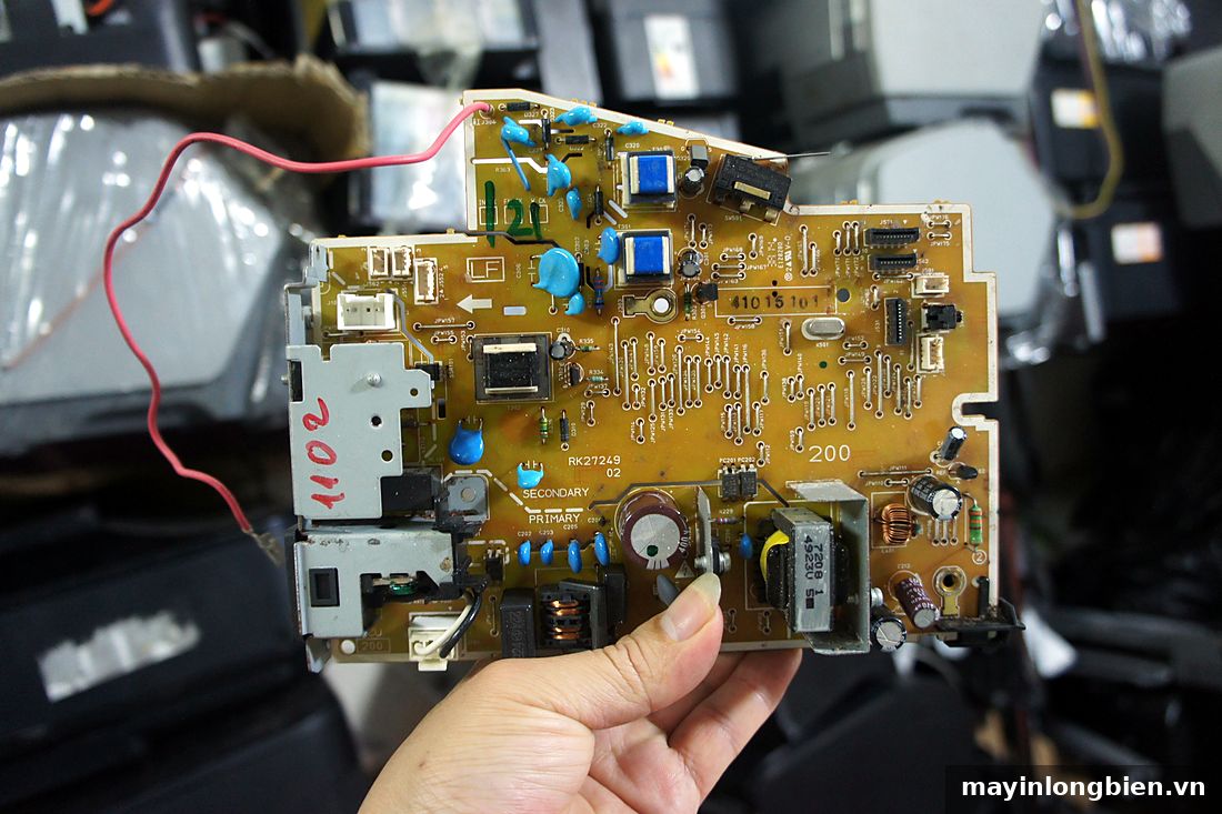 Bo nguồn máy in HP thay thế khi máy không lên nguồn