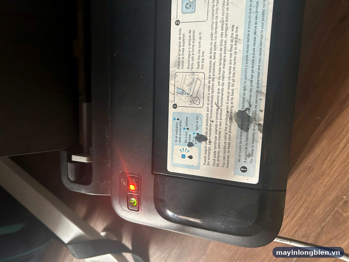 Máy in Epson L310 báo lỗi không kéo giấy, đèn đỏ nháy