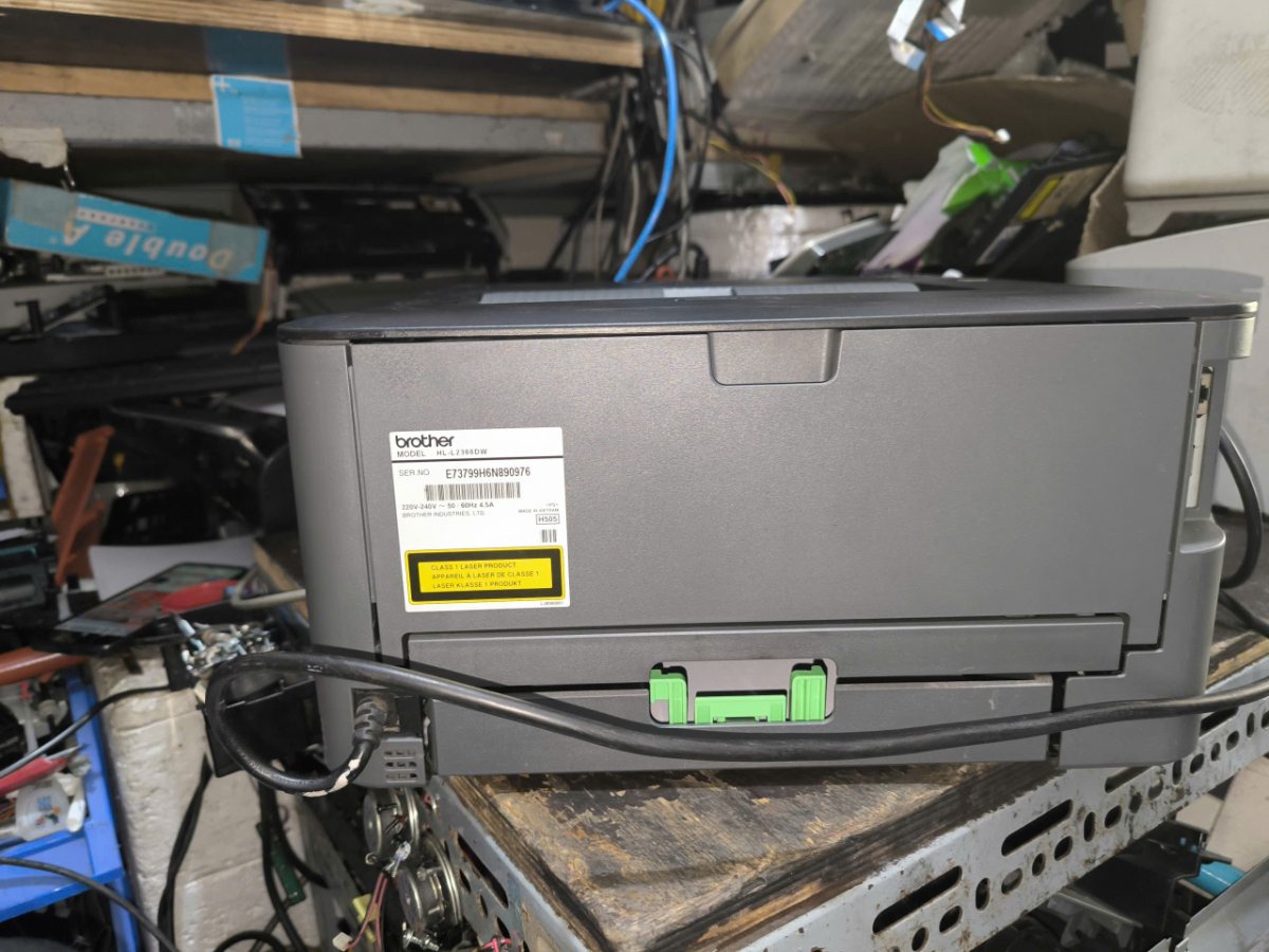 Mặt sau Brother HL-L2366DW cũ, tem model