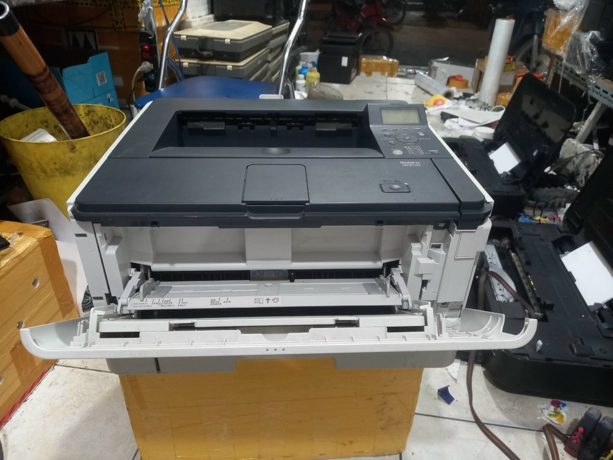 Canon LBP 8710 cũ nhìn nghiêng