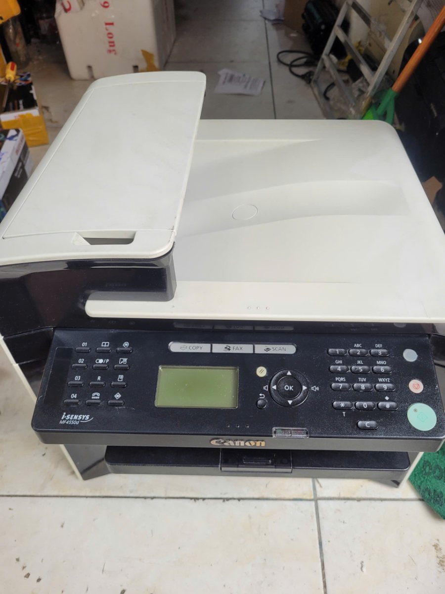 Mặt trên Canon MF4550d, khay nạp bản gốc tự động