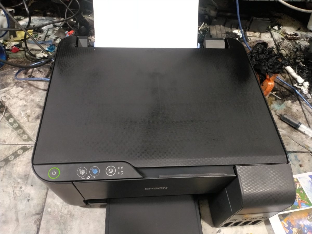 Epson L3110 cũ nhìn từ trên