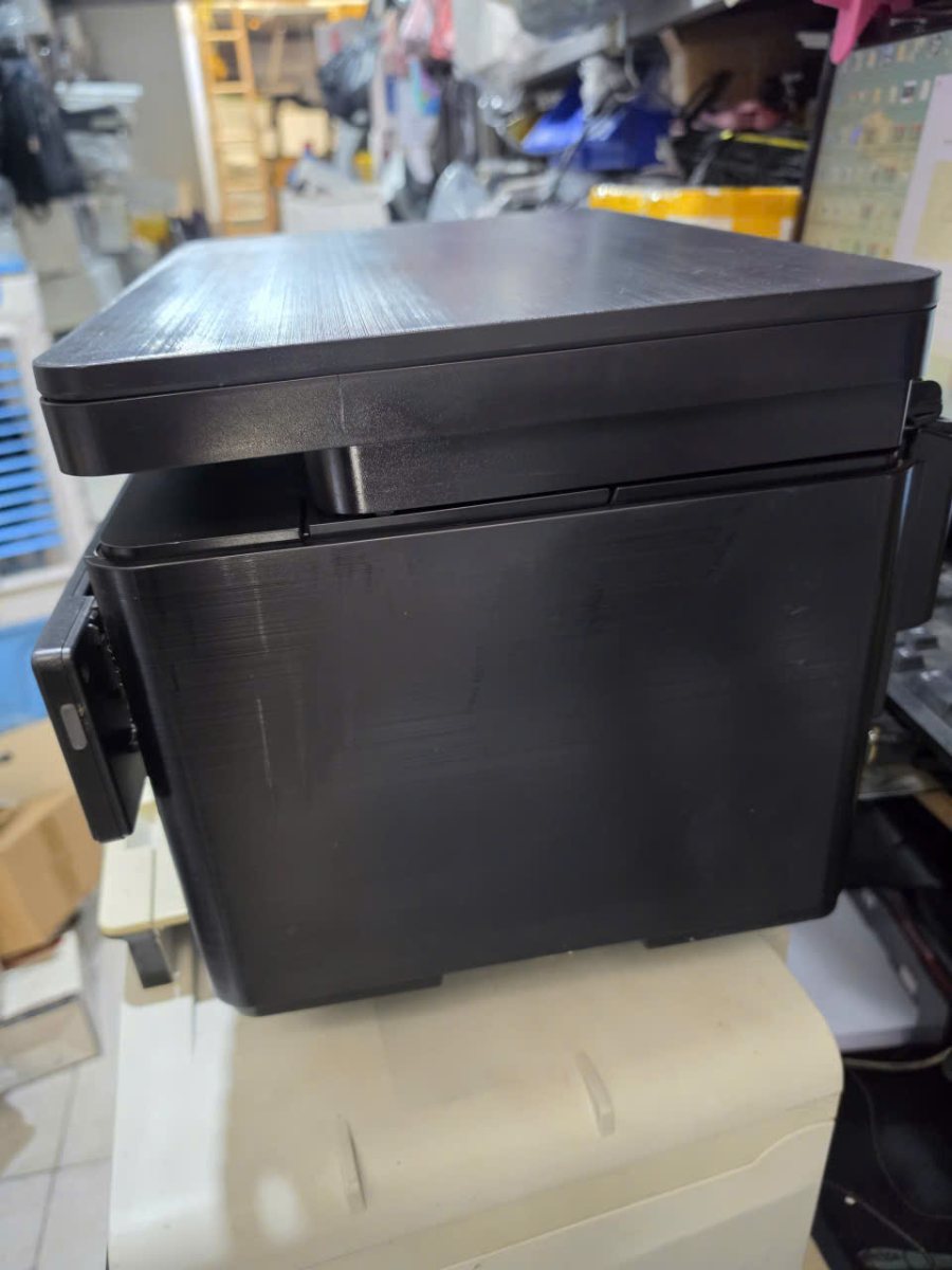 HP M176n cũ nhìn bên cạnh
