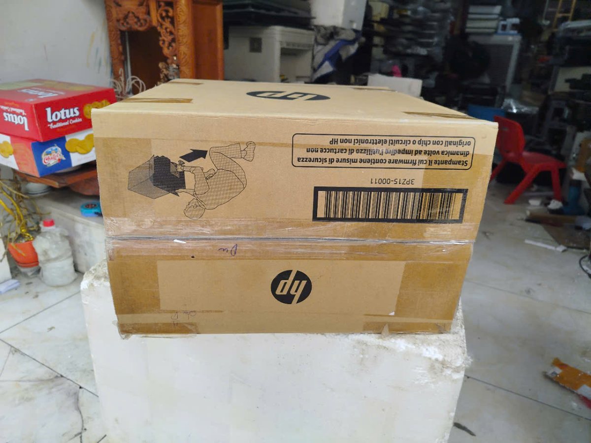 Máy được đóng hộp HP cẩn thận khi giao