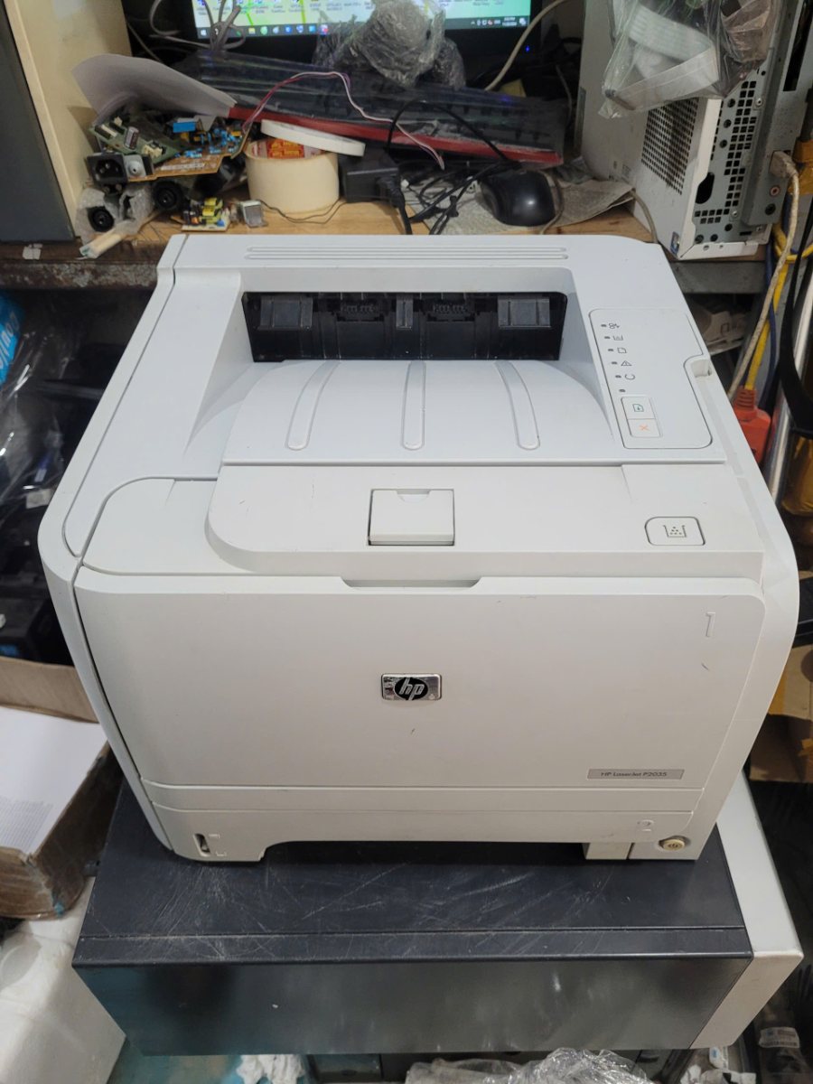 Mặt trên HP P2035 cũ, bảng đèn báo