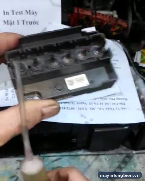 Kỹ thuật bơm dung dịch kiểm tra từng cổng mực đầu in Epson L805