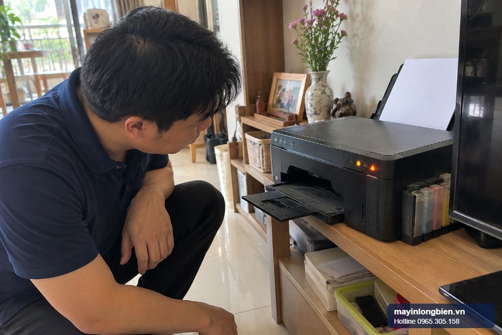 Máy in Canon hộp mực nháy xen kẽ 7 lần báo lỗi 5B02 trên bàn gia đình Hà Nội Máy in Canon hộp mực nháy xen kẽ 7 lần báo lỗi 5B02 trên bàn gia đình Hà Nội