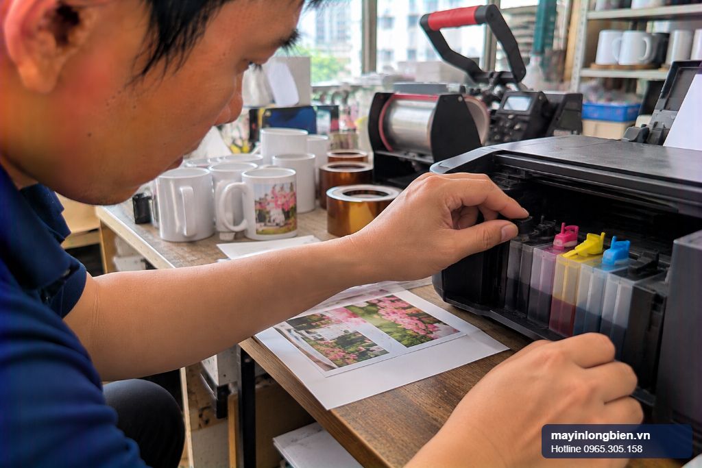Sửa máy in Epson F170 chuyển nhiệt tại xưởng in cốc nhỏ ở Hà Nội Sửa máy in Epson F170 chuyển nhiệt tại xưởng in cốc nhỏ ở Hà Nội
