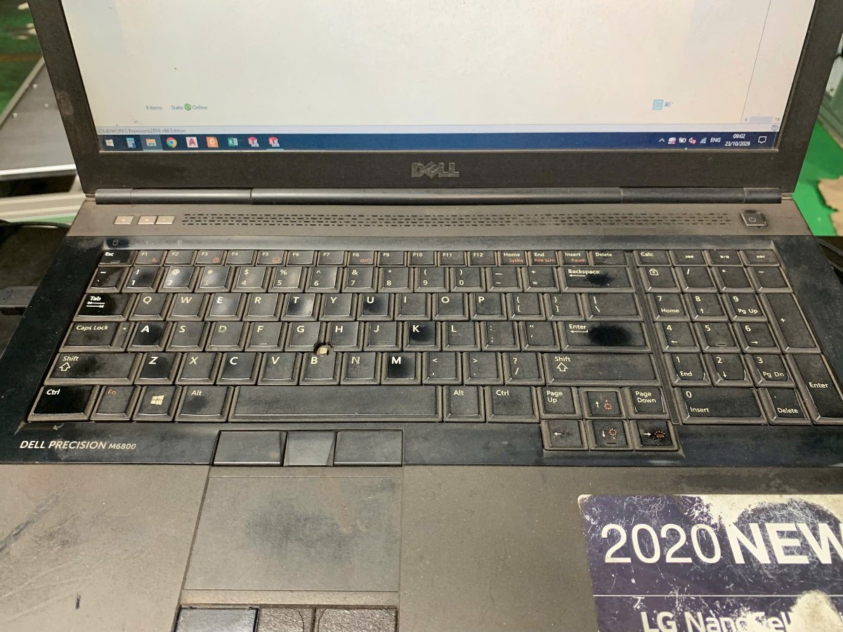 Laptop Dell Precision M6800 không nhận bàn phím tại văn phòng khách