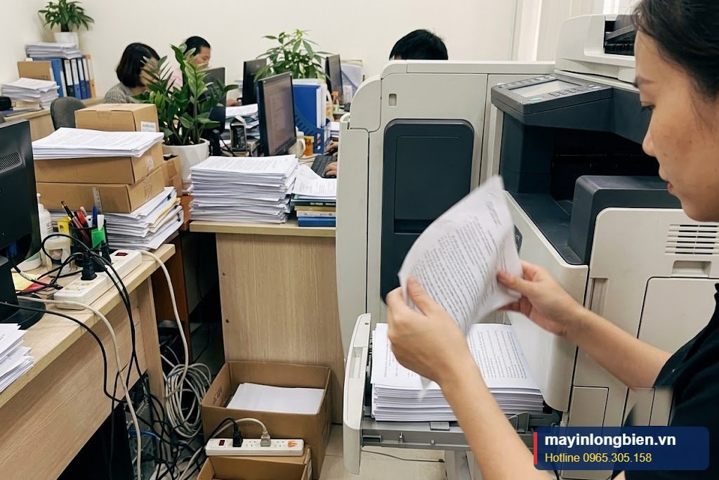 Bản in hai mặt ra đều, không kẹt sau khi sửa bộ đảo mặt Bản in hai mặt ra đều, không kẹt sau khi sửa bộ đảo mặt