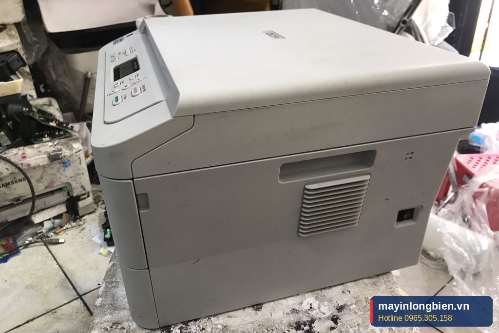 Máy in laser HP tại xưởng Thần Vũ khi kiểm tra lỗi hộp mực