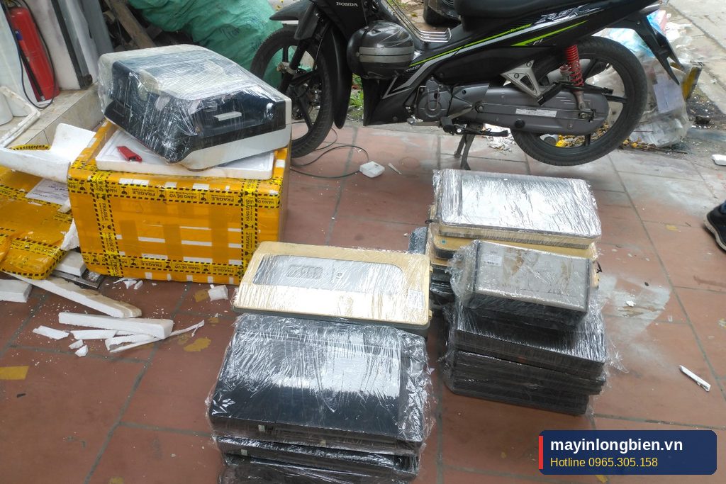 Giao và lắp đặt máy in cho văn phòng mới Giao và lắp đặt máy in cho văn phòng mới