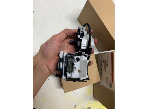 cum-bom-hut-muc-epson-l3110-l1110-mat-tren-mu-hut