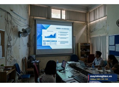 Máy Chiếu Bị Sọc, Nhiễu, Rung Hình: Nguyên Nhân, Cách Khắc Phục