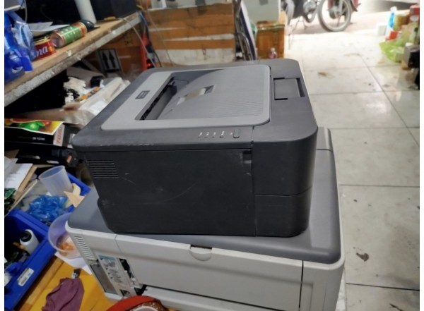 may-in-brother-hl-2240d-cu-ben-canh-domucgiare-2