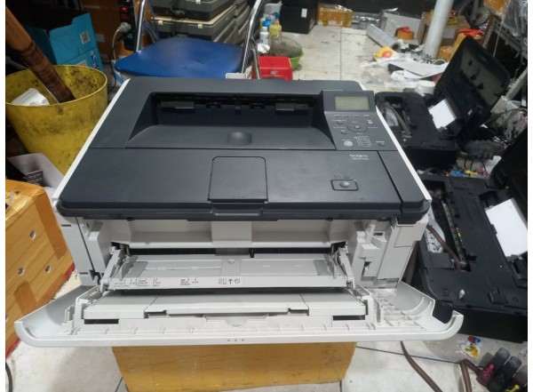 may-in-canon-lbp-8710-cu-khay-tay-a3-domucgiare-3