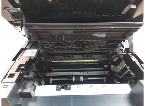 may-in-canon-mf3010-cu-ben-trong-domucgiare-4