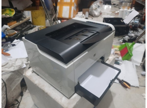 may-in-hp-cp1025-cu-nhin-nghieng-domucgiare-4