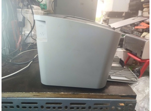 may-in-hp-p1505-cu-ben-canh-domucgiare-2