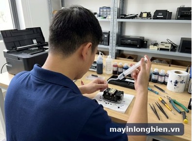 Sửa máy in Epson tắc đầu phun tại nhà Hà Nội: mất màu, sọc ngang, thông đầu