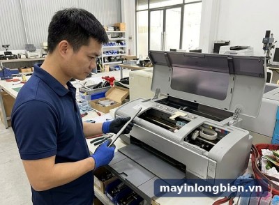 Thay trục kéo giấy máy in A3: dấu hiệu mòn, in sai khổ