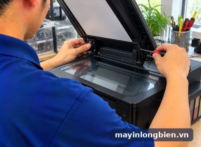 Vỏ máy in vỡ sau khi rơi: thay cả vỏ hay chỉ thay lẫy?