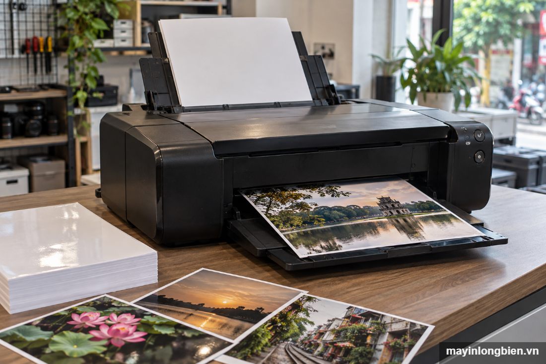 Ảnh in và giấy ảnh bóng cạnh máy Canon Pro-200 Ảnh in và giấy ảnh bóng cạnh máy Canon Pro-200