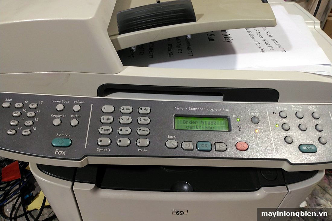 Bảng điều khiển máy in HP đa năng