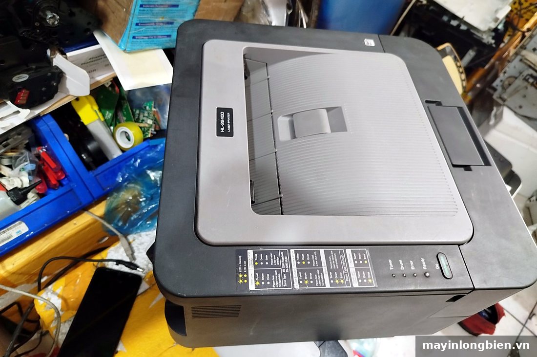 Máy in Brother HL-2240D nhìn từ trên xuống