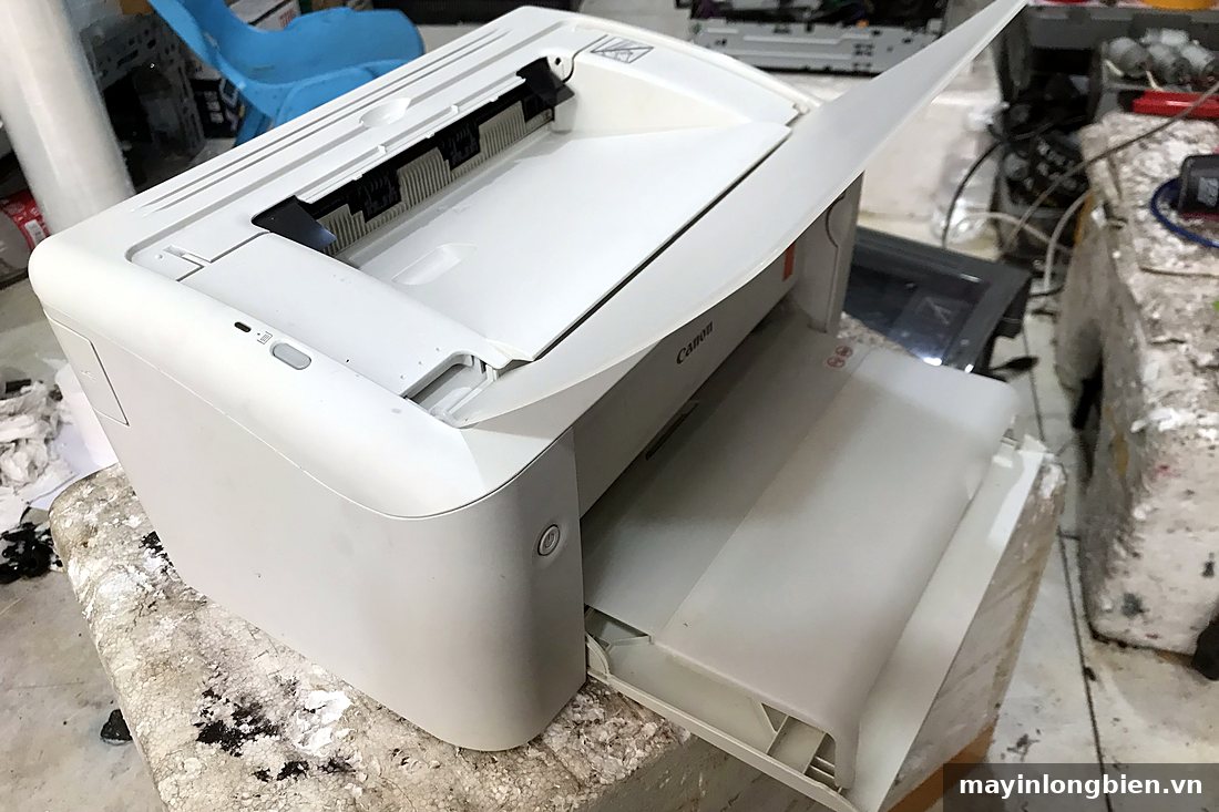 Máy in Canon 3050 mở nắp và khay giấy