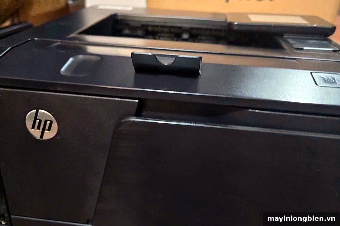 Máy in HP Pro 400 M401 mặt trước