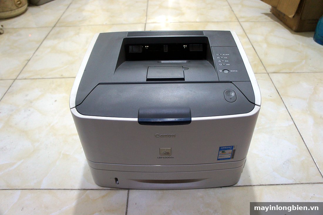 Máy in laser Canon LBP đen trắng nhìn chính diện Máy in laser Canon LBP đen trắng nhìn chính diện
